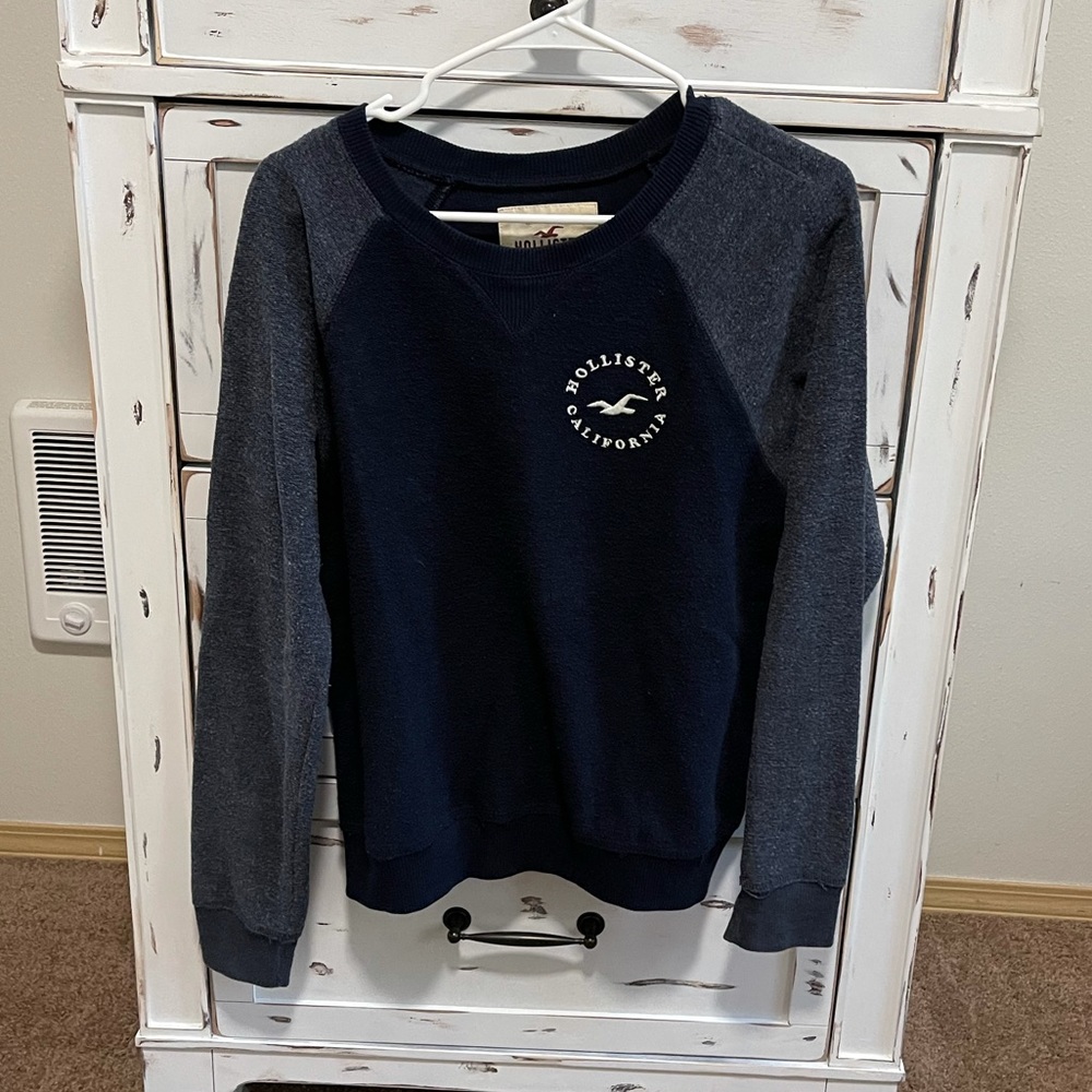 Hollister Sweatshirt